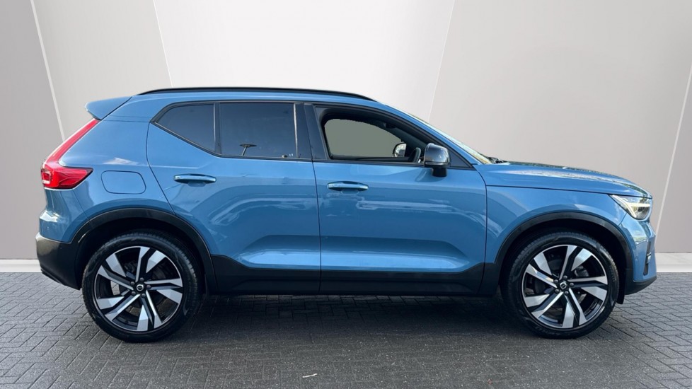 Used Volvo XC40 2024 for sale - 77063382: Photo 3