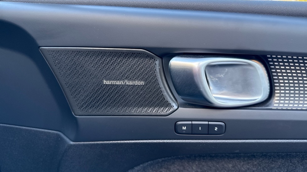 Used Volvo XC40 2024 for sale - 77063382: Photo 33