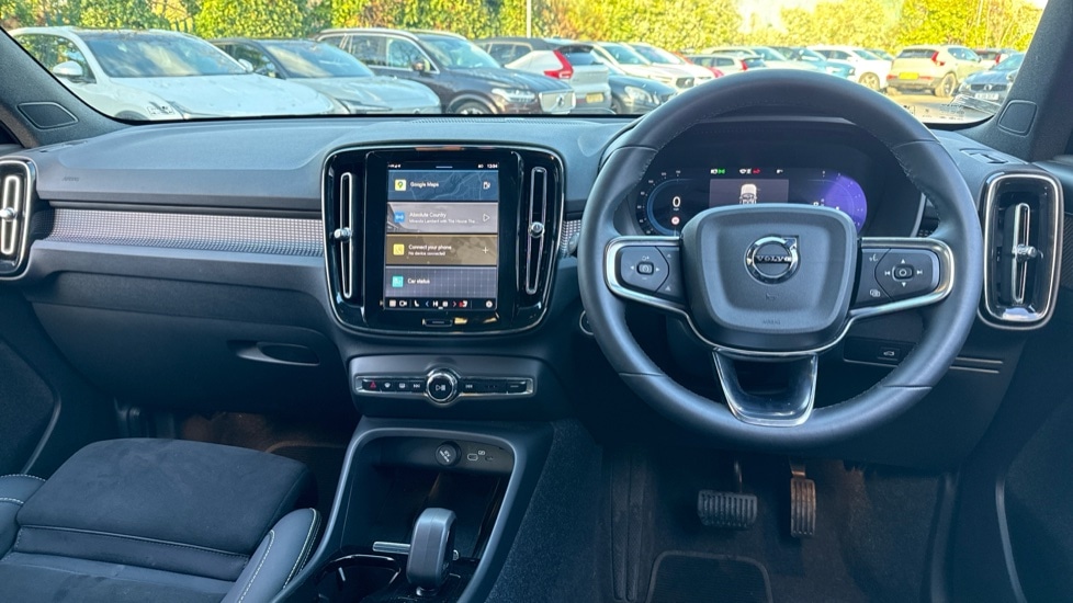 Used Volvo XC40 2024 for sale - 77063382: Photo 5