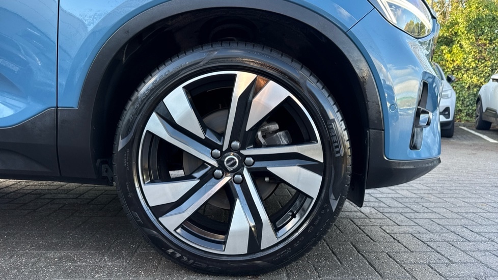 Used Volvo XC40 2024 for sale - 77063382: Photo 9