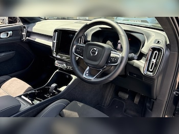 Used Volvo EX40 2025 for sale - 78844370: Photo
