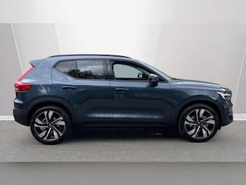 Used Volvo XC40 2025 for sale - 75456022: Photo