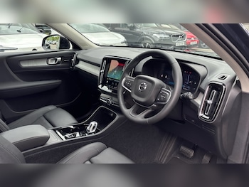 Used Volvo XC40 2025 for sale - 75456022: Photo