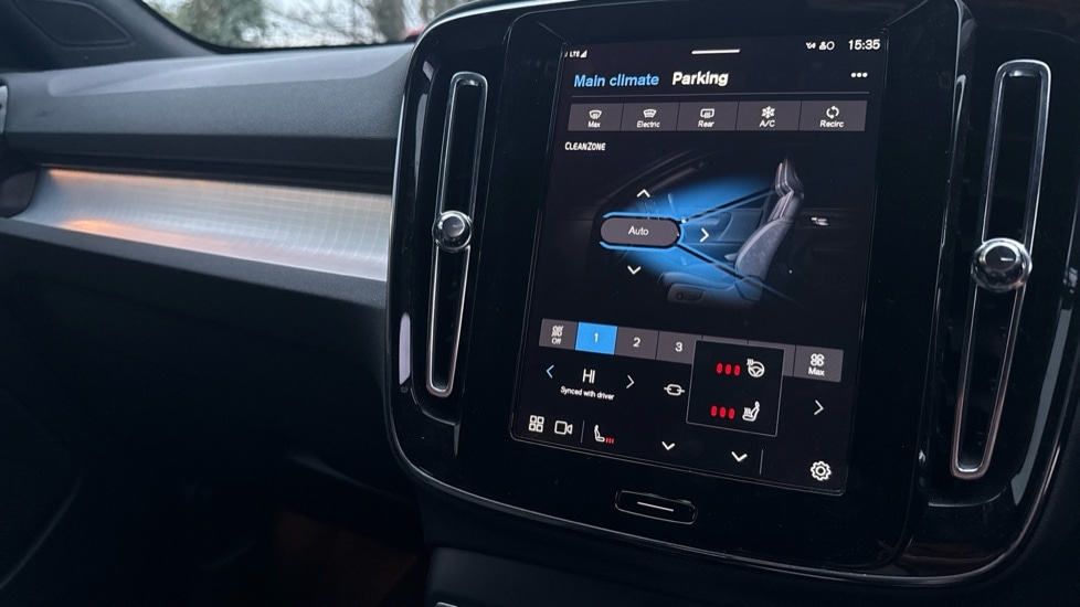 Used Volvo XC40 2024 for sale - 77321404: Photo 38