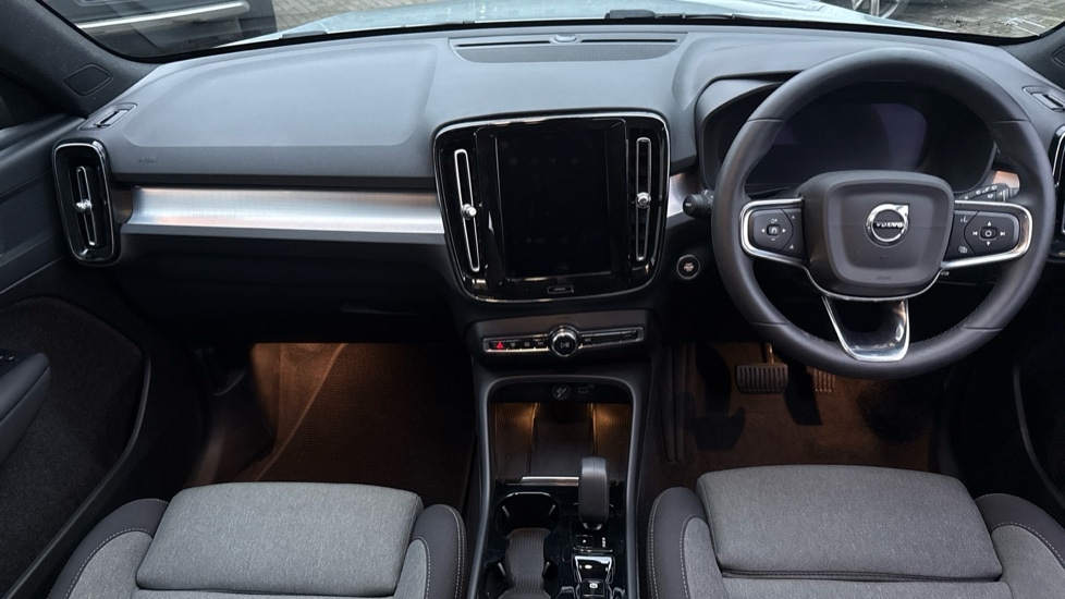 Used Volvo XC40 2024 for sale - 77321404: Photo 5