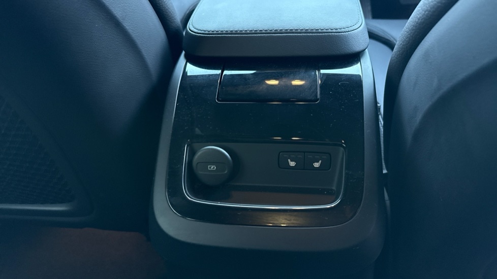 Used Volvo V60 2025 for sale - 77239470: Photo 33