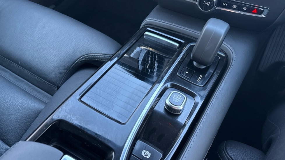 Used Volvo V60 2025 for sale - 77239470: Photo 47