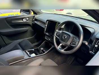 Used Volvo XC40 2023 for sale - 79646490: Photo