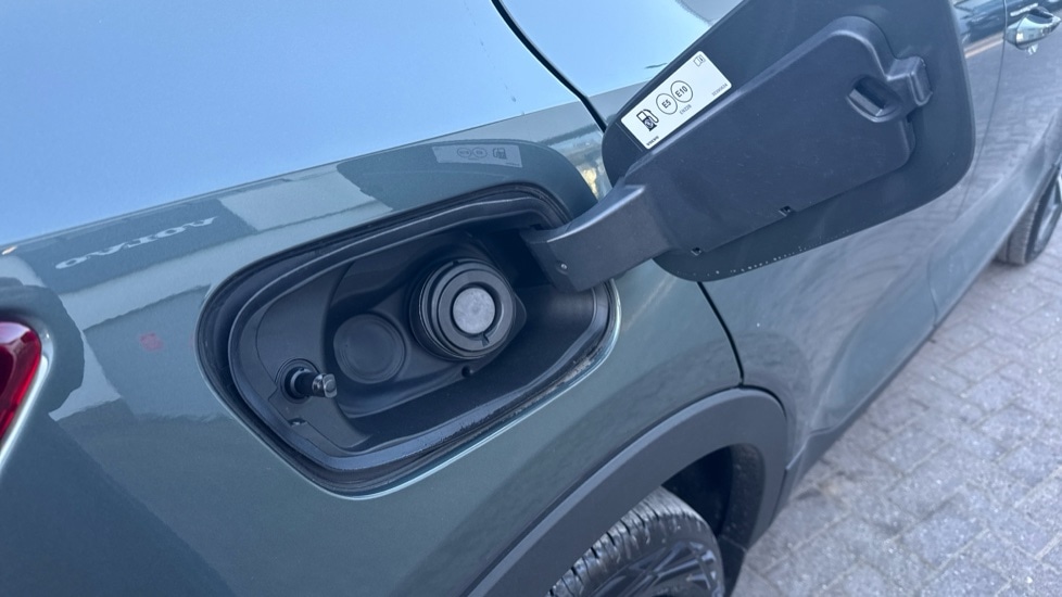 Used Volvo XC40 2025 for sale - 77186294: Photo 21