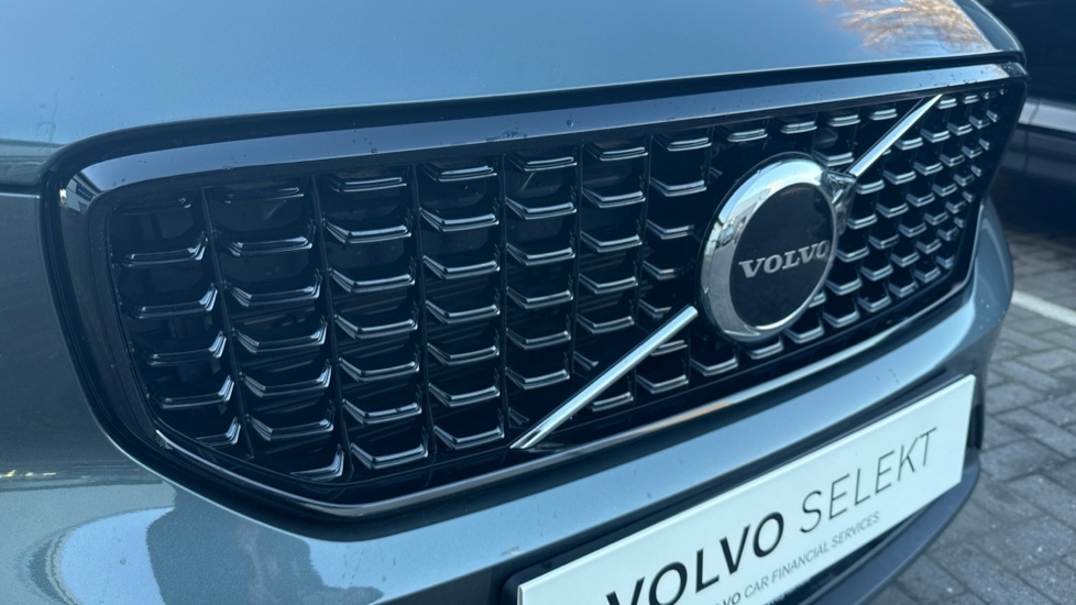 Used Volvo XC40 2025 for sale - 77186294: Photo 27