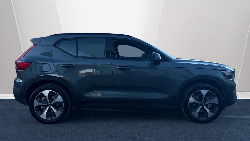 Used Volvo XC40 2025 for sale - 77186294: Photo 3