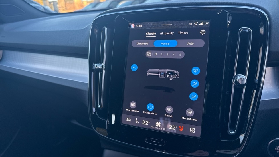 Used Volvo XC40 2025 for sale - 77186294: Photo 32