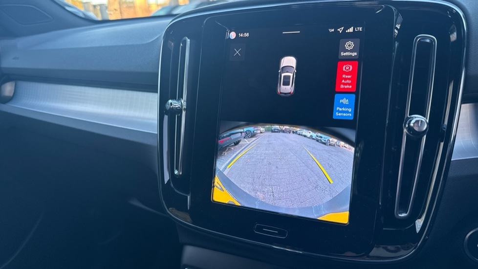 Used Volvo XC40 2025 for sale - 77186294: Photo 33