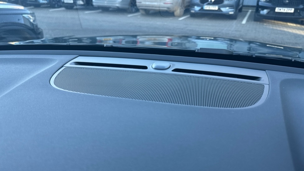 Used Volvo XC40 2025 for sale - 77186294: Photo 35