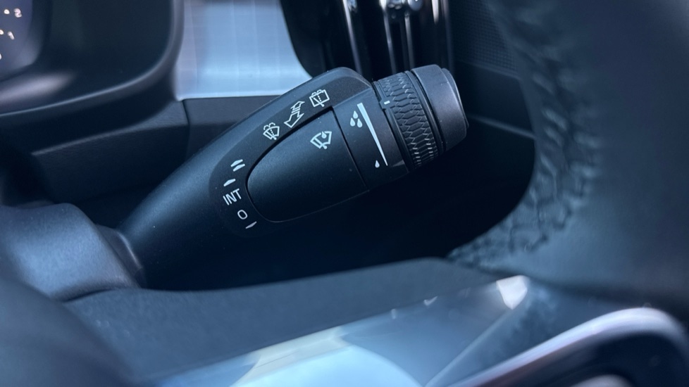 Used Volvo XC40 2025 for sale - 77186294: Photo 42