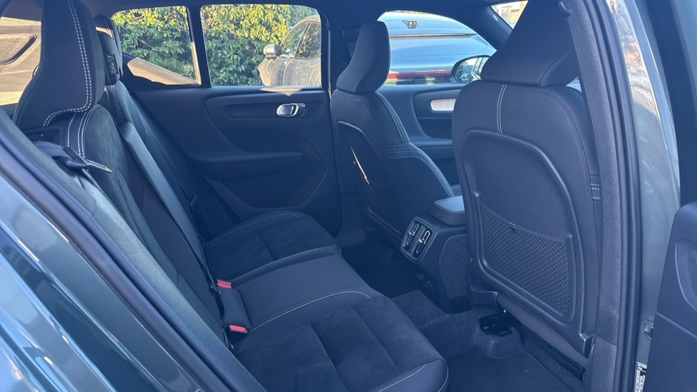 Used Volvo XC40 2025 for sale - 77186294: Photo 48