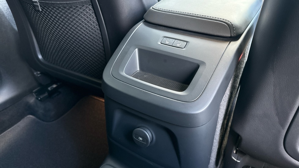 Used Volvo XC60 2024 for sale - 76901316: Photo 28