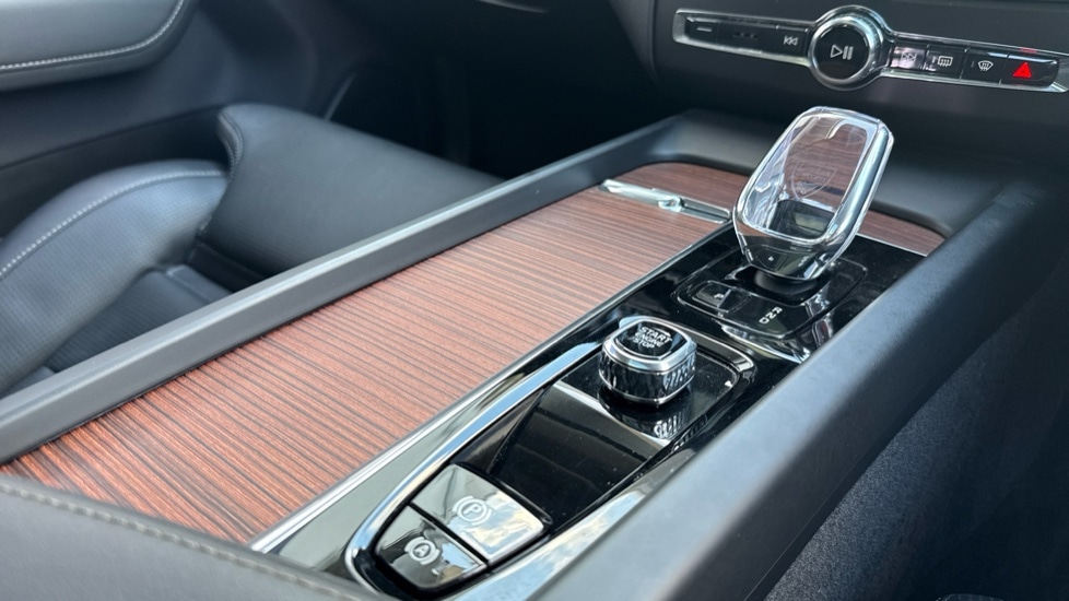 Used Volvo XC60 2024 for sale - 76901316: Photo 39