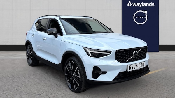 Used Volvo XC40 2025 for sale - 75815434: Photo 1