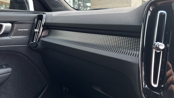 Used Volvo XC40 2025 for sale - 75815434: Photo 31