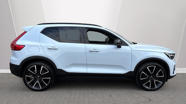 Used Volvo XC40 2025 for sale - 75815434: Photo 3