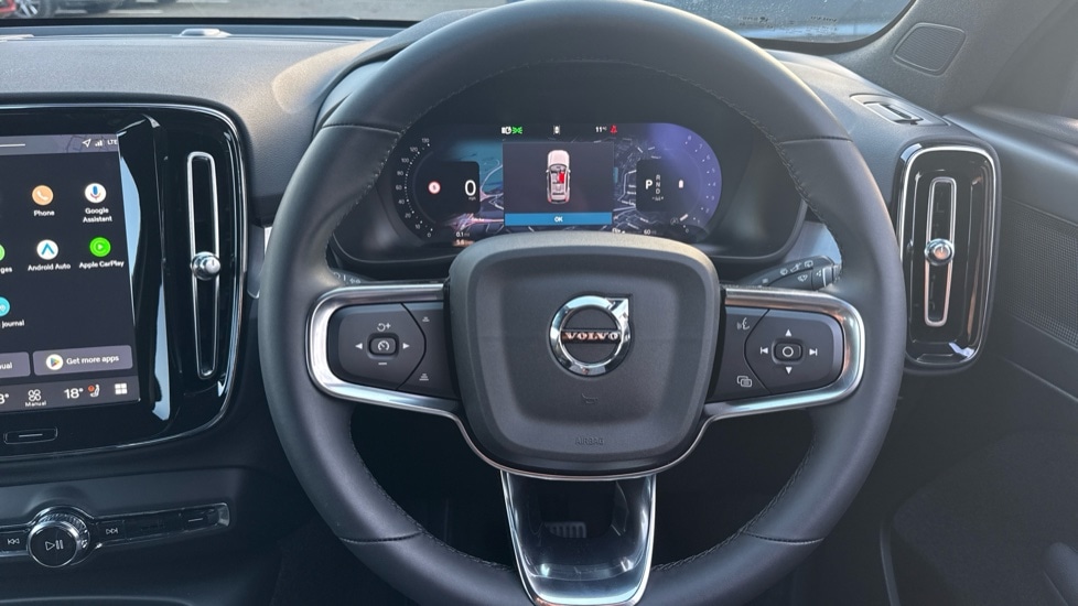 Used Volvo XC40 2025 for sale - 77316068: Photo 10