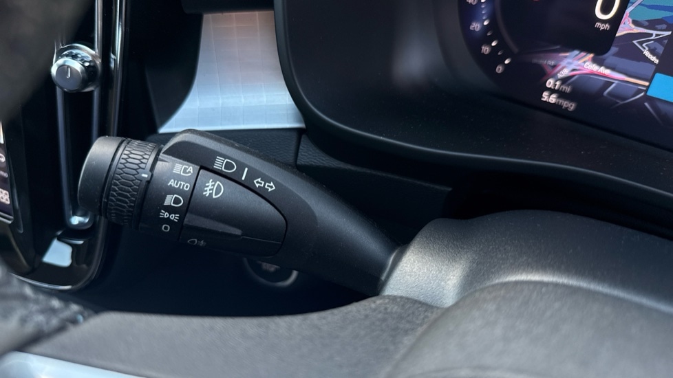 Used Volvo XC40 2025 for sale - 77316068: Photo 44