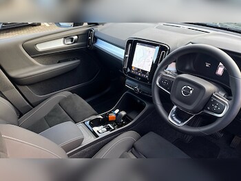 Used Volvo XC40 2025 for sale - 77316068: Photo