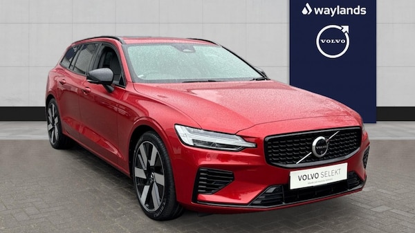 Used Volvo V60 2024 for sale - 75472782: Photo 1