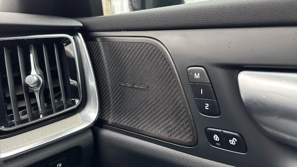 Used Volvo V60 2024 for sale - 75472782: Photo 29