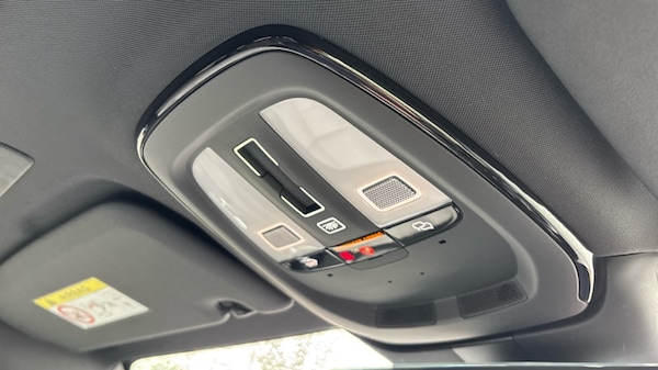Used Volvo V60 2024 for sale - 75472782: Photo 32