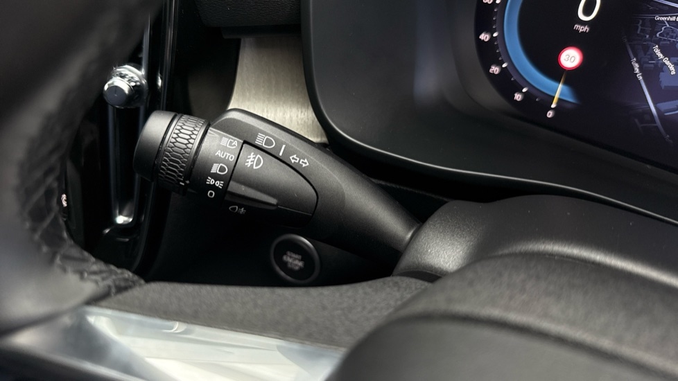 Used Volvo XC40 2025 for sale - 77638179: Photo 29