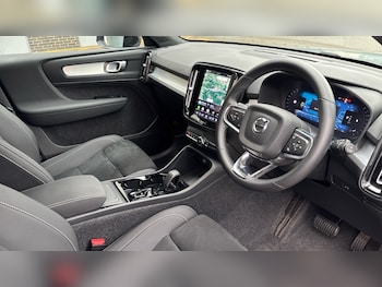 Used Volvo XC40 2025 for sale - 78596357: Photo