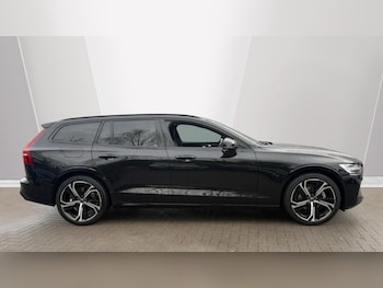 Used Volvo V60 2025 for sale - 77063386: Photo