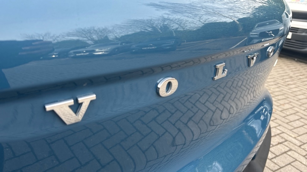 Used Volvo XC40 2025 for sale - 77982973: Photo 16