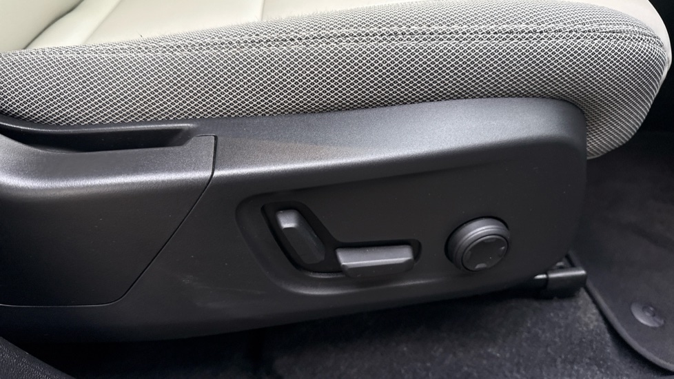 Used Volvo EX40 2025 for sale - 78152485: Photo 29