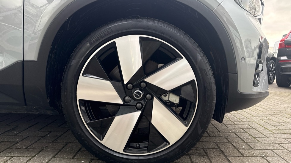 Used Volvo EX40 2025 for sale - 78152485: Photo 9