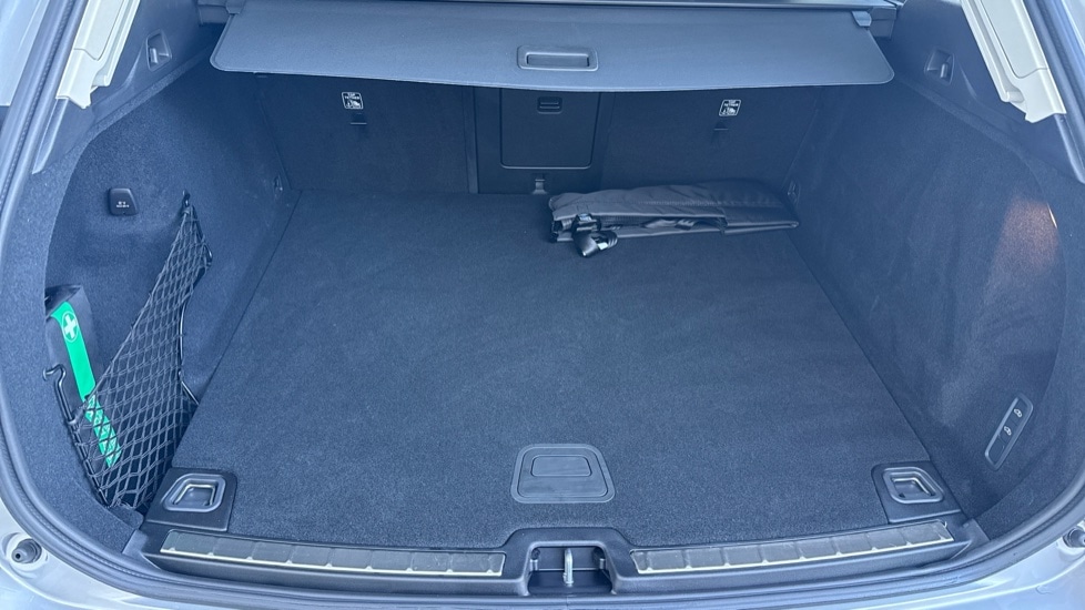 Used Volvo XC60 2025 for sale - 77630762: Photo 16