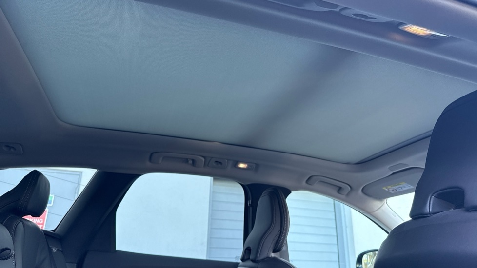 Used Volvo XC60 2025 for sale - 77630762: Photo 37