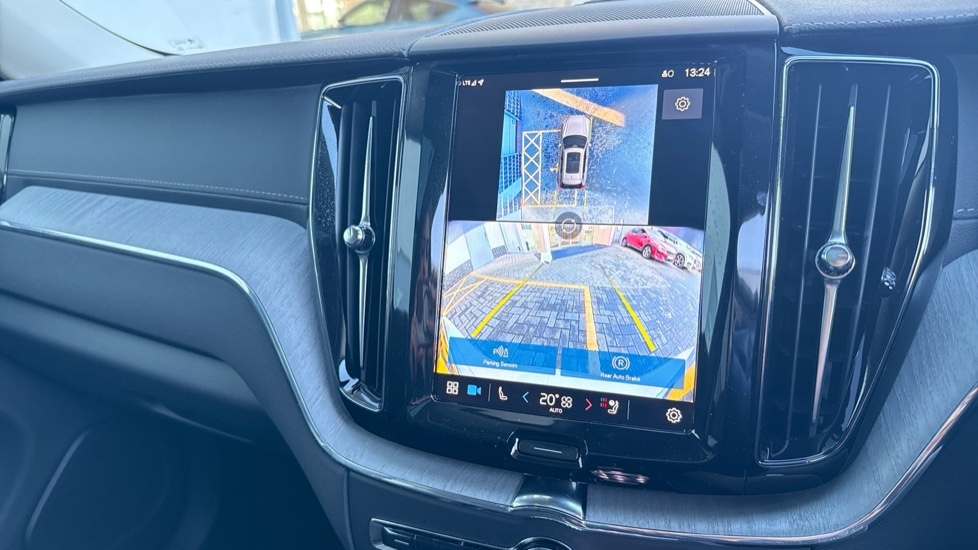 Used Volvo XC60 2025 for sale - 77630762: Photo 58