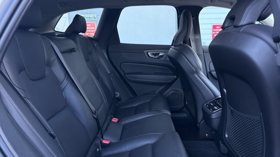 Used Volvo XC60 2025 for sale - 77630762: Photo 6
