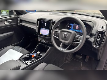 Used Volvo XC40 2022 for sale - 78637959: Photo