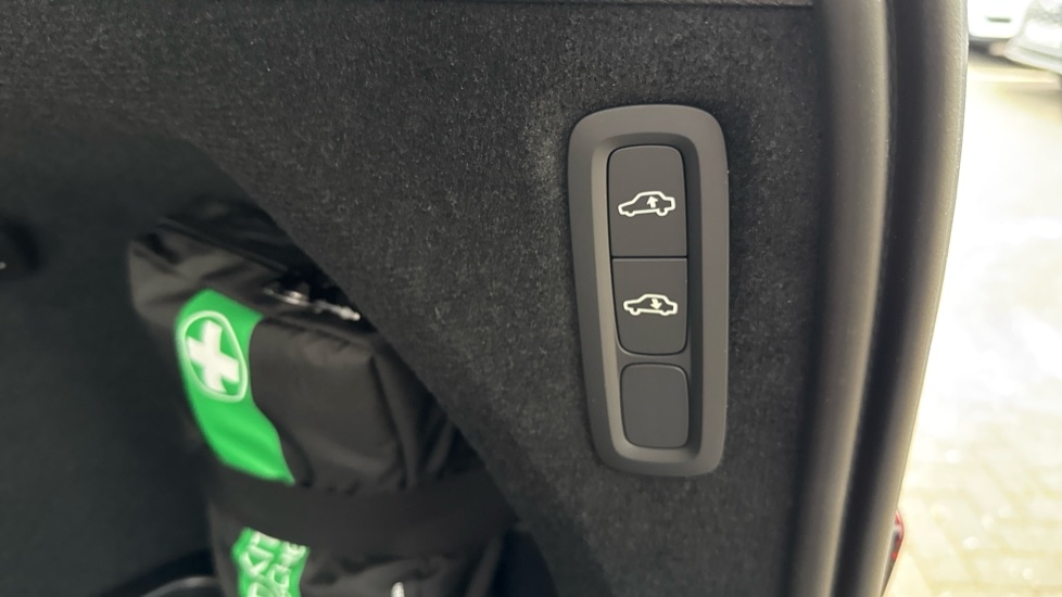 Used Volvo XC90 2025 for sale - 77067798: Photo 20