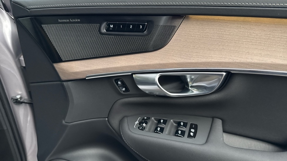 Used Volvo XC90 2025 for sale - 77067798: Photo 37