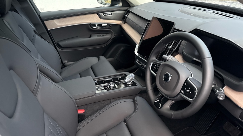 Used Volvo XC90 2025 for sale - 77067798: Photo 4
