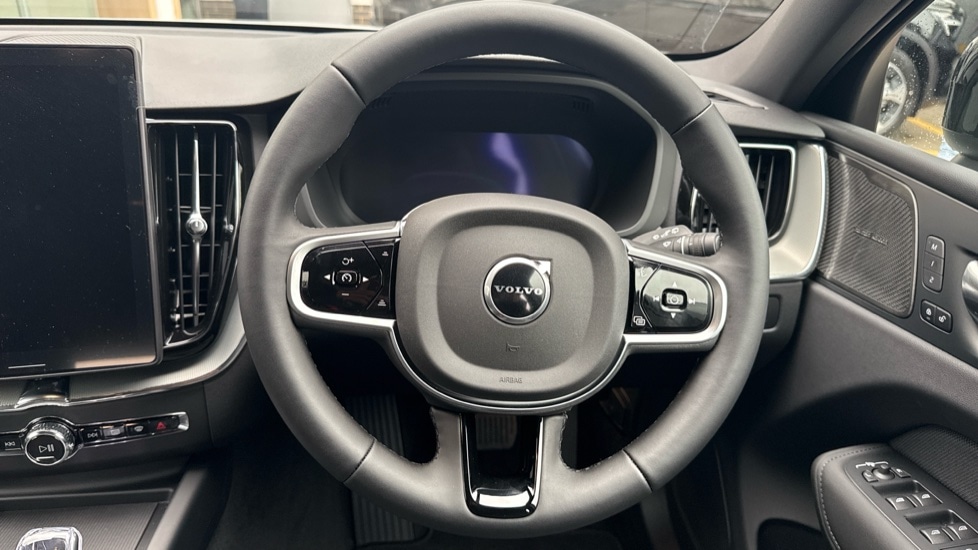 Used Volvo XC60 2026 for sale - 77797760: Photo 10
