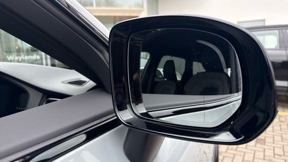 Used Volvo XC60 2026 for sale - 77797760: Photo 17