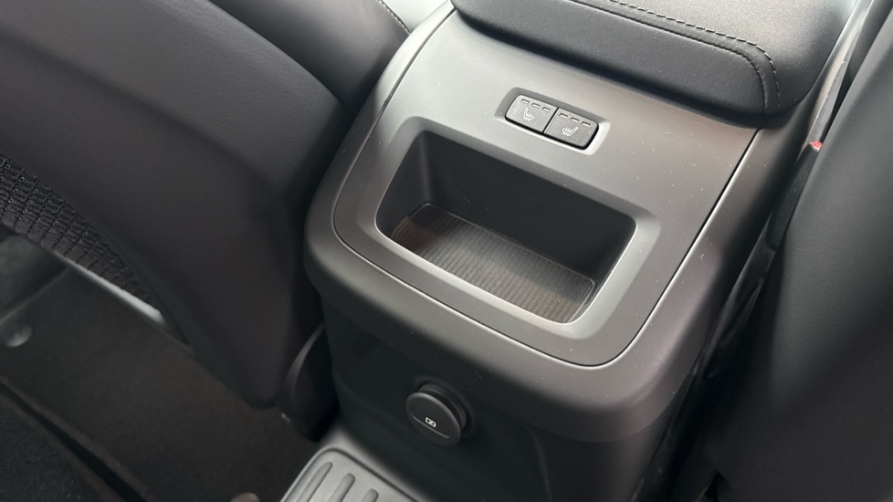 Used Volvo XC60 2026 for sale - 77797760: Photo 36