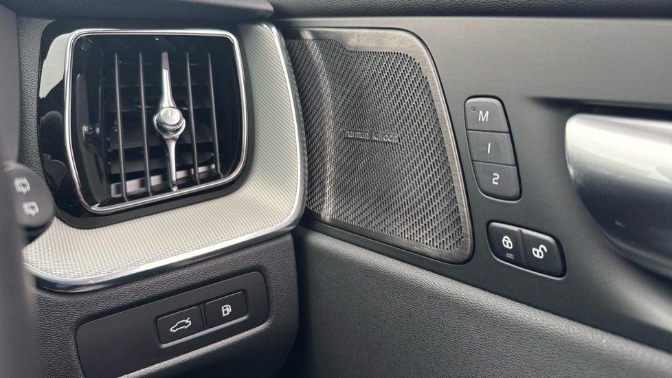 Used Volvo XC60 2026 for sale - 77797760: Photo 39