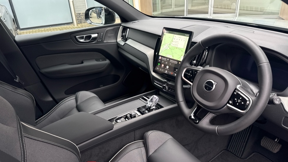 Used Volvo XC60 2026 for sale - 77797760: Photo 4